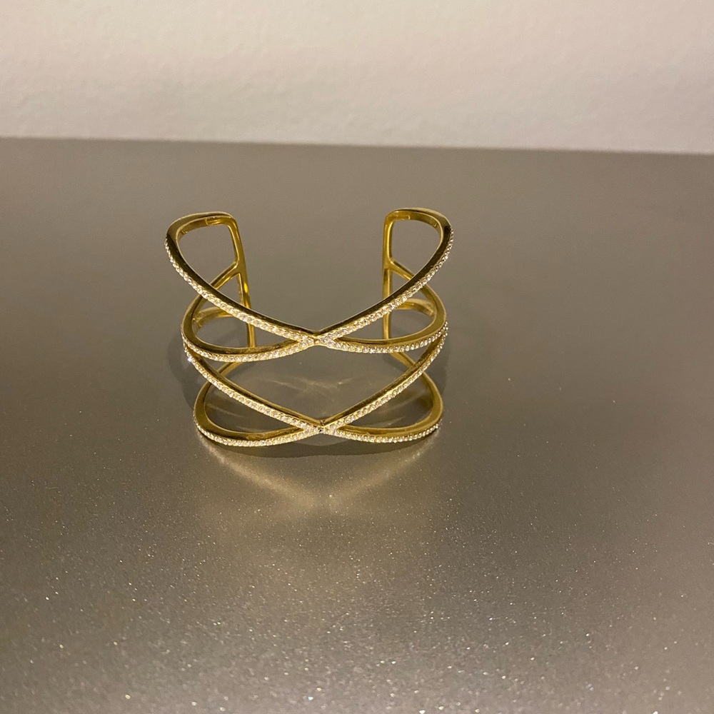 Gold bracelet